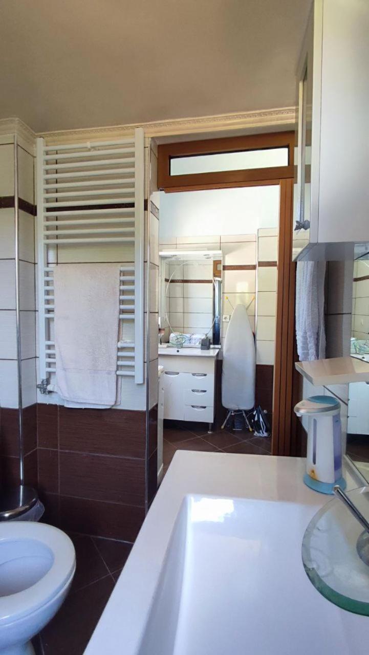 Vesi Apartment Gjirokastër